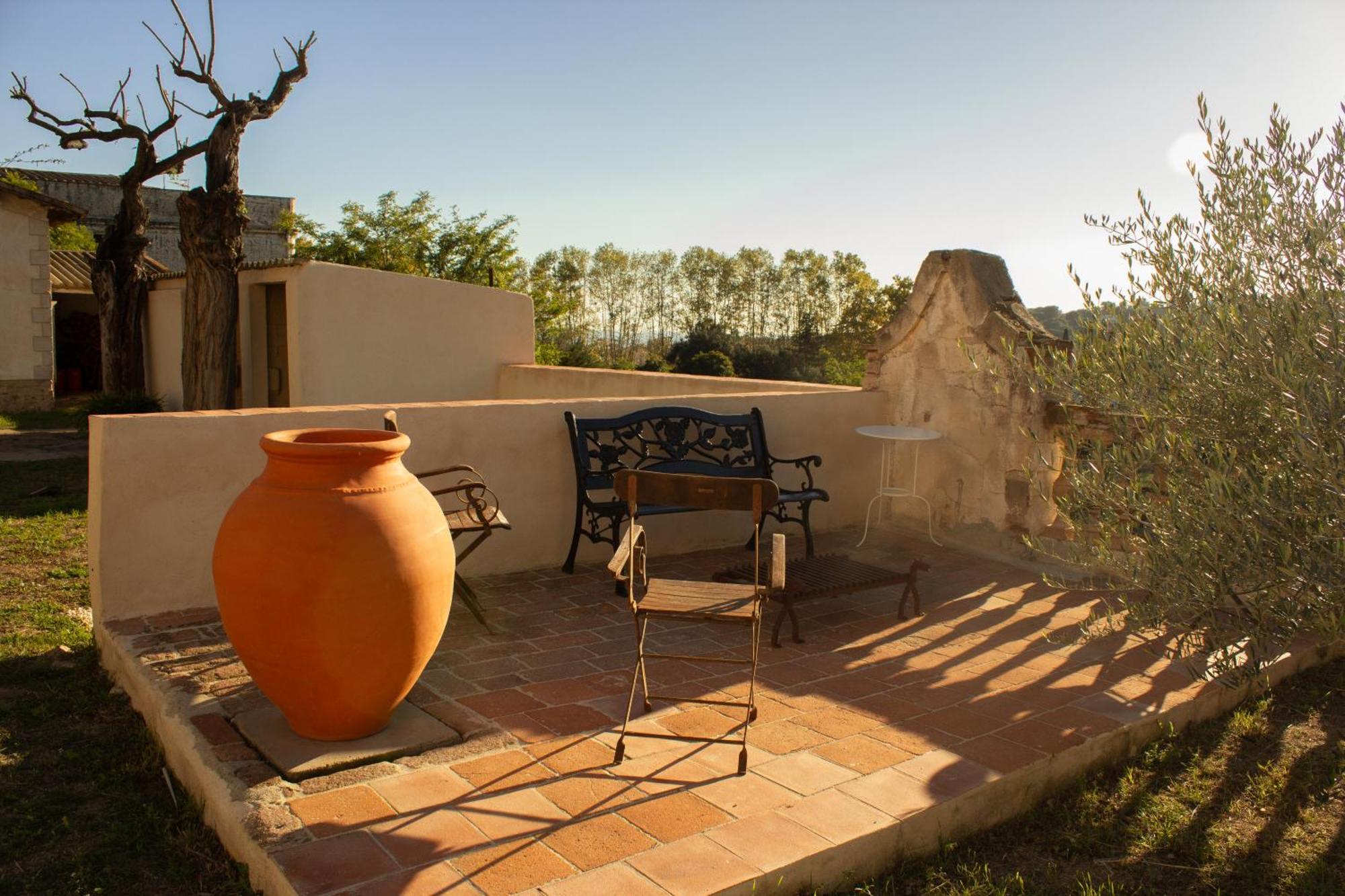 Can Rovira - Stunning Neoclassical Mansion, Just 20 Min Drive From Barcelona City Center, Ideal For Groups And Families Alella Eksteriør billede