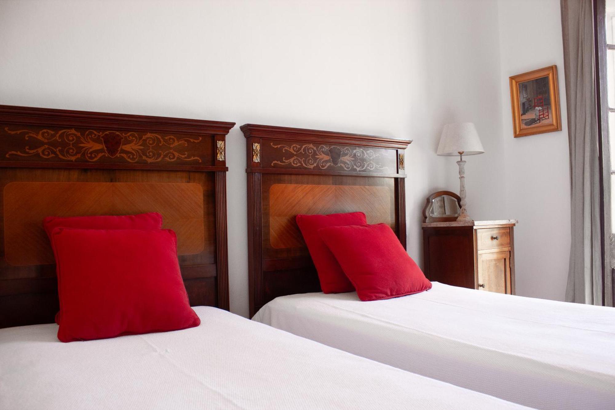 Can Rovira - Stunning Neoclassical Mansion, Just 20 Min Drive From Barcelona City Center, Ideal For Groups And Families Alella Eksteriør billede